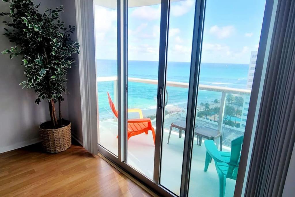 Tide Hollywood Apartman Kültér fotó